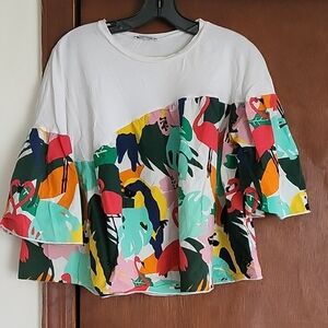 Zara White Flutter-Sleeve Tunic with Multicolor Tropical Print